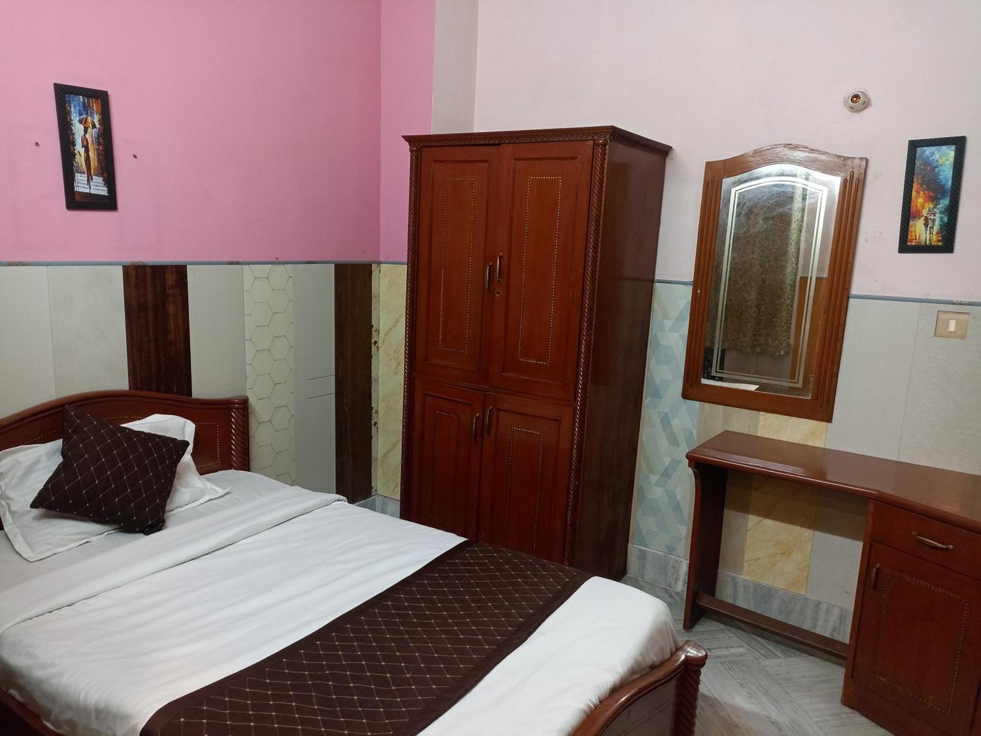 Hotel Riz Varanasi — Photos 2